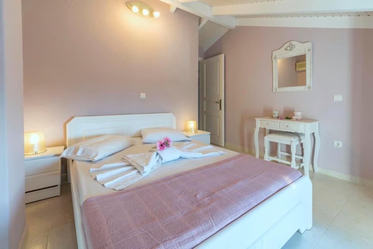 Paxoi Serene Oasis - Mylos Mediterranean Charm Arvanitakeika Екстер'єр фото